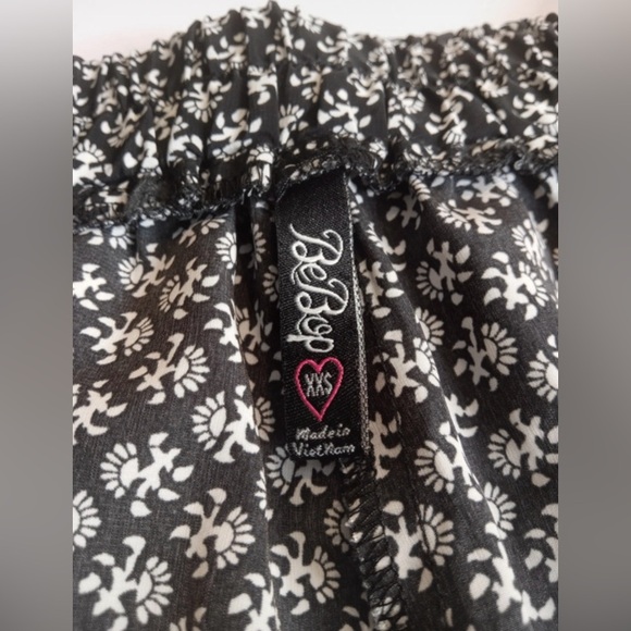 BeBop Black & White Boho Printed Drawstring Shorts XS - Picture 8 of 9